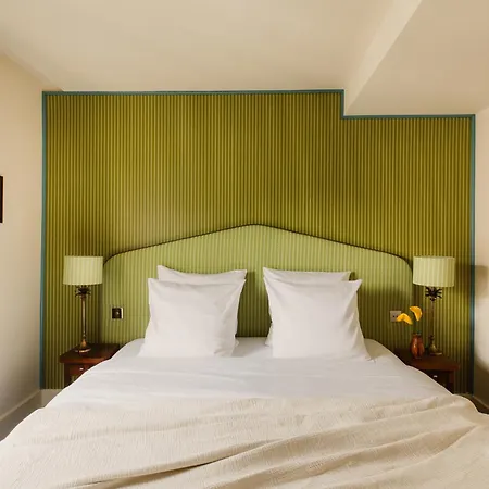 Hotel Folie - Orso Parigi