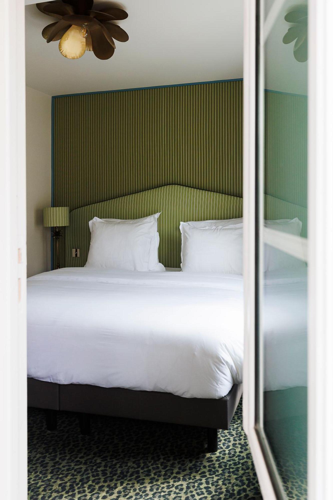 Comfort Nation Père Lachaise Hotel Parigi