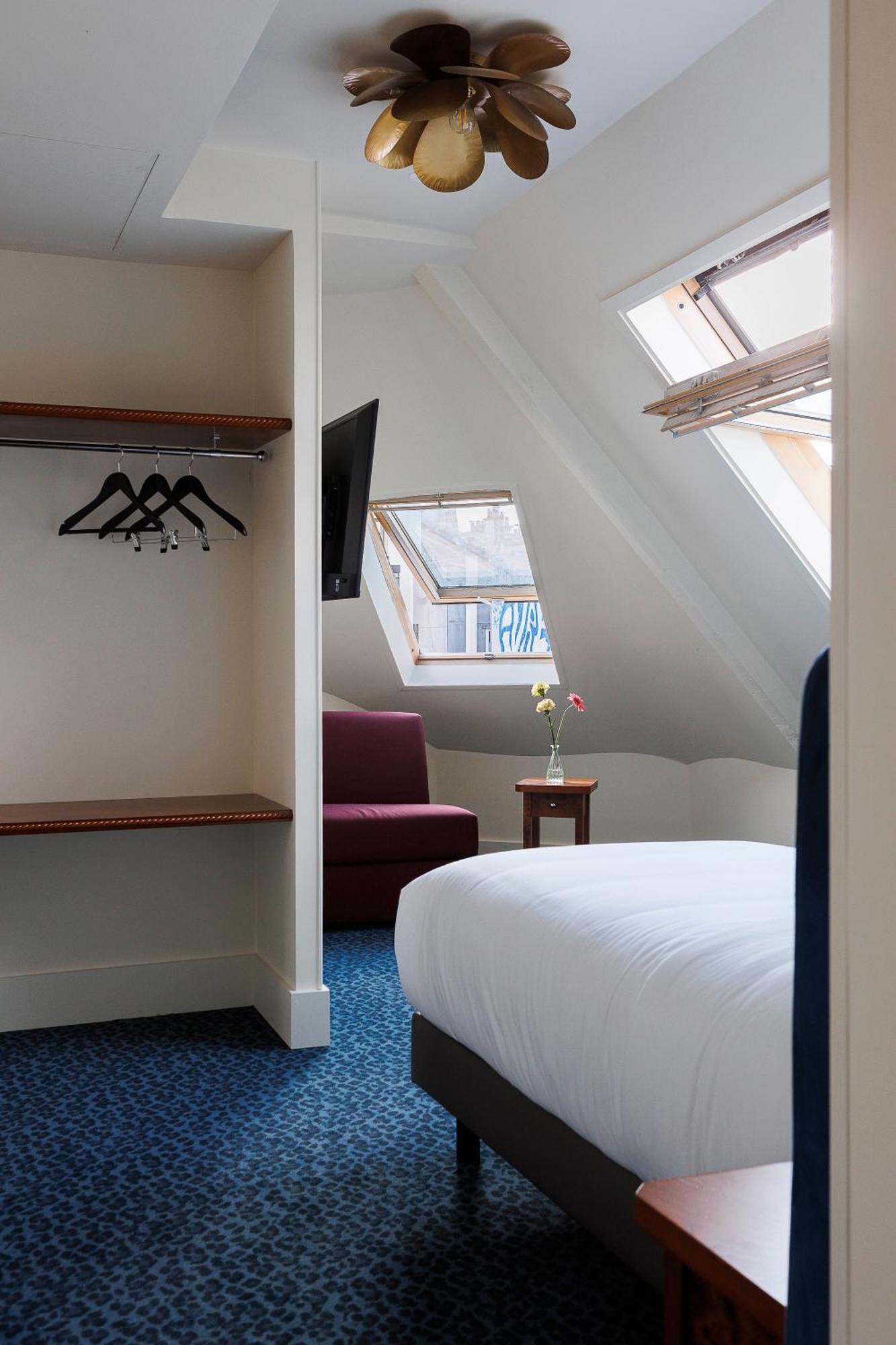 Comfort Nation Père Lachaise Hotel Parigi